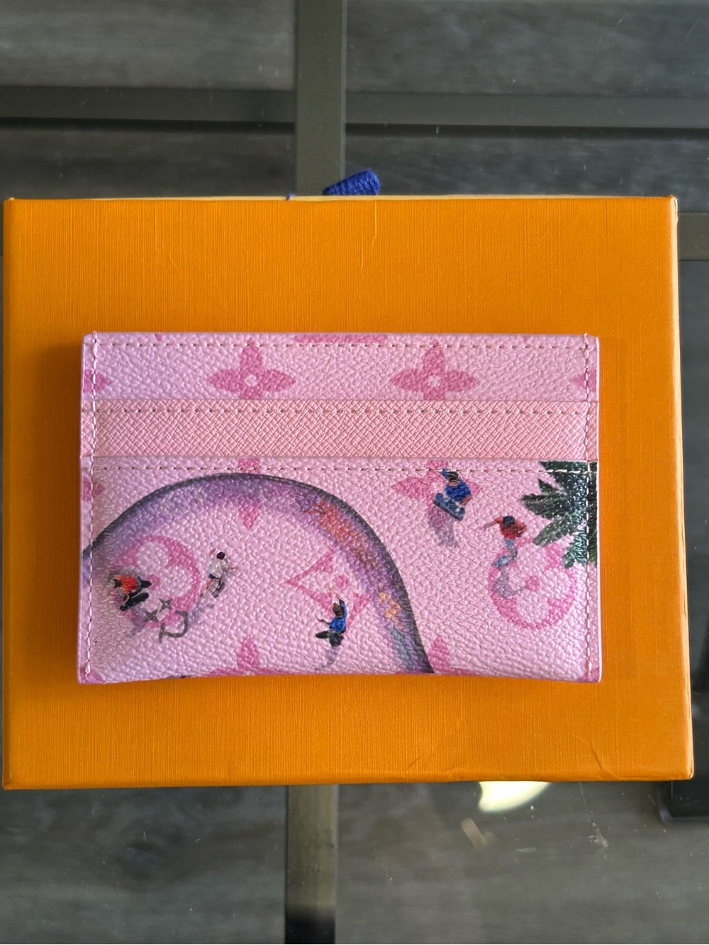 Louis Vuitton Skateboard Pink Card Holder - Picture 2 of 3